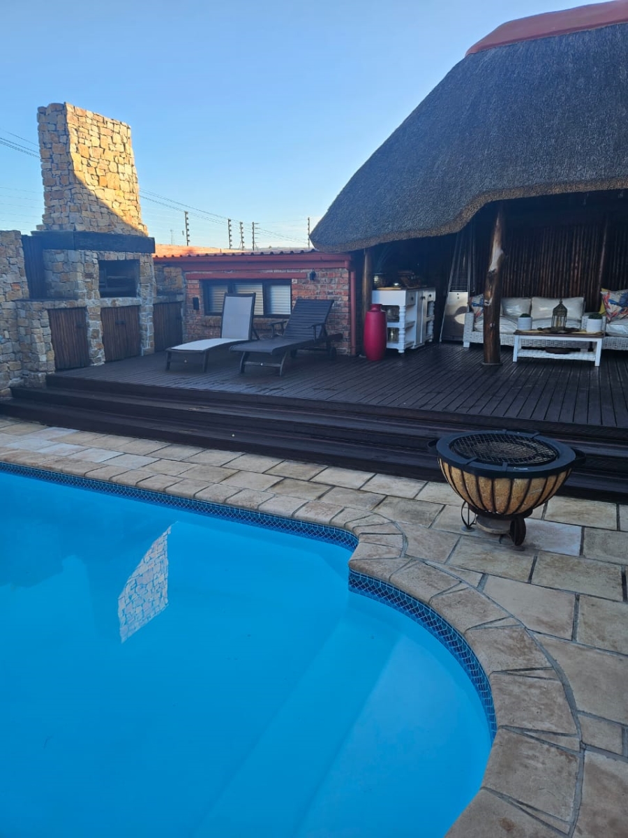 2 Bedroom Property for Sale in Strelitzia Park Eastern Cape
